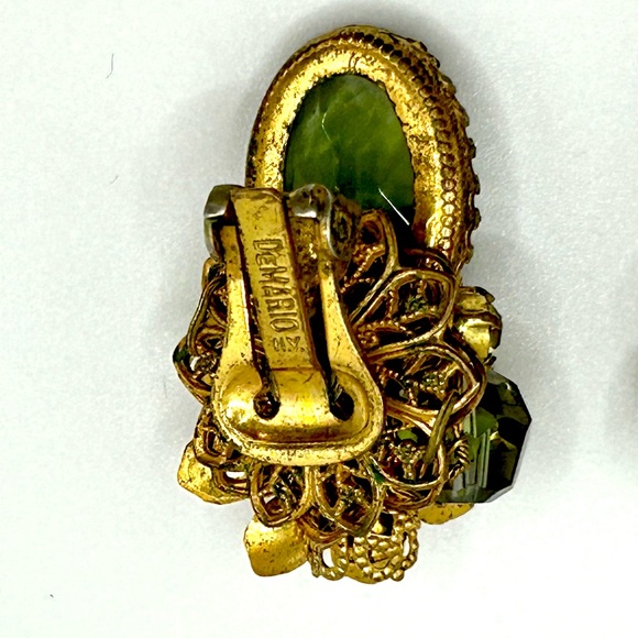Vintage DeMario NY Green Floral Clip-On Statement Earrings - Picture 5 of 5
